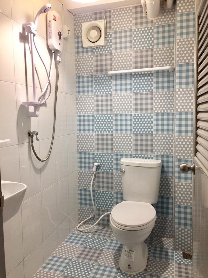 24 Poshtel Salaya Ostello Esterno foto